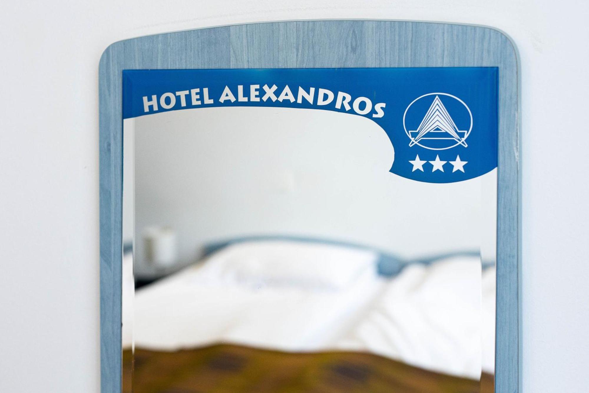 Hotel Alexandros Buşteni エクステリア 写真